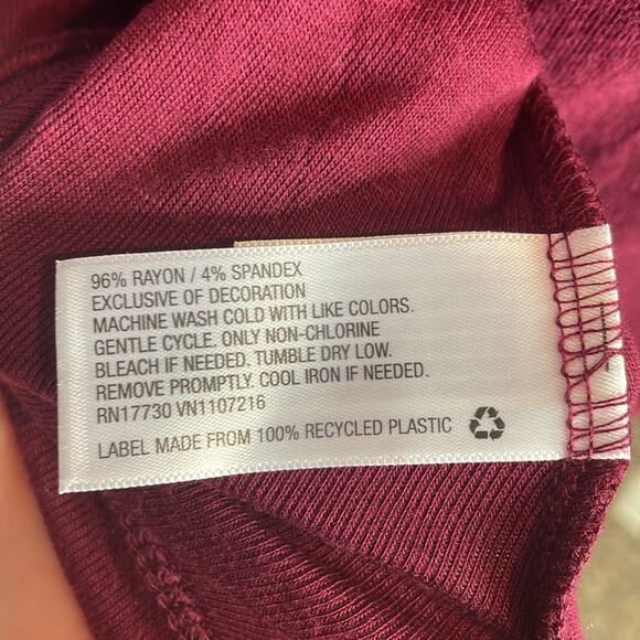 NWT a new day maroon Pom Pom sleeve t shirt size xl - Picture 4 of 5